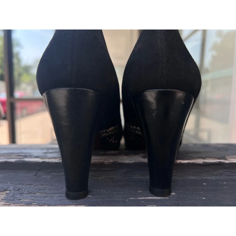 CHIE MIHARA Poison Studded Black Suede T-Strap Mary Jane Pumps 38.5 LNWOT